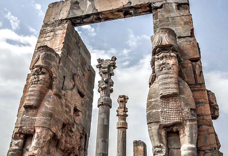 اهمیت معماری تخت جمشید در ایران و جهان