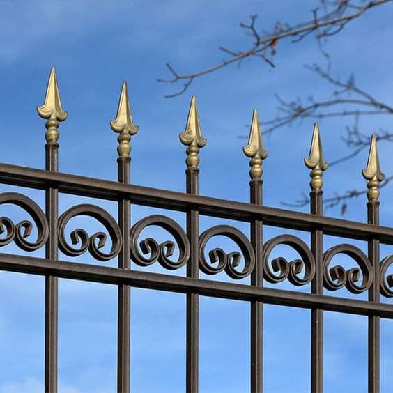 راهنمای جامع نرده: انواع، ویژگیها و نکات خرید