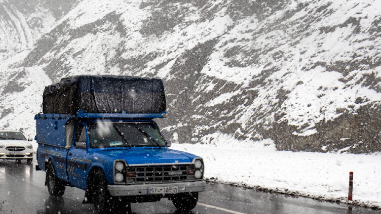 برف و باران در ۲۸ استان/ ممنوعیت تردد در برخی از محورها