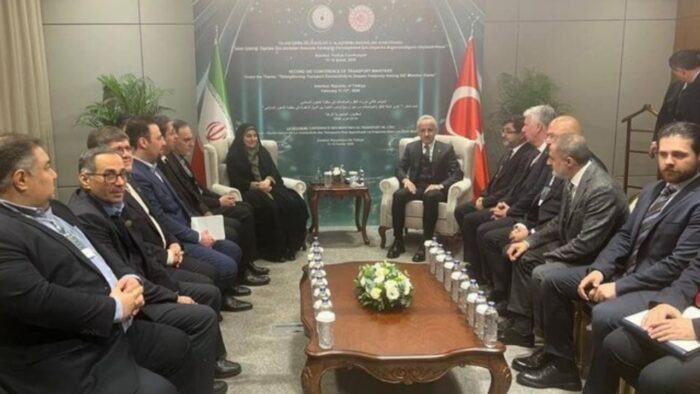 تاکید ایران و ترکیه بر توسعه همکاری‌های حمل‌ونقلی/ اتصال ریلی جدید در مرز چشمه‌ثریا-آرالیک